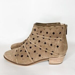 Michael Kors Tan Suede Ankle Booties Diamond Cutout 2” Heel Size 6
